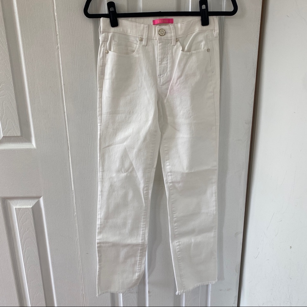 Lilly Pulitzer white frayed hem jeans size 2